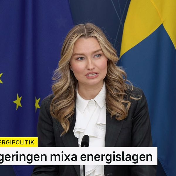 Ebba Busch på pressträffen där regeringens nya energipolitik presenterades.