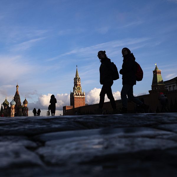 Siluetter på röda torget i Moskva