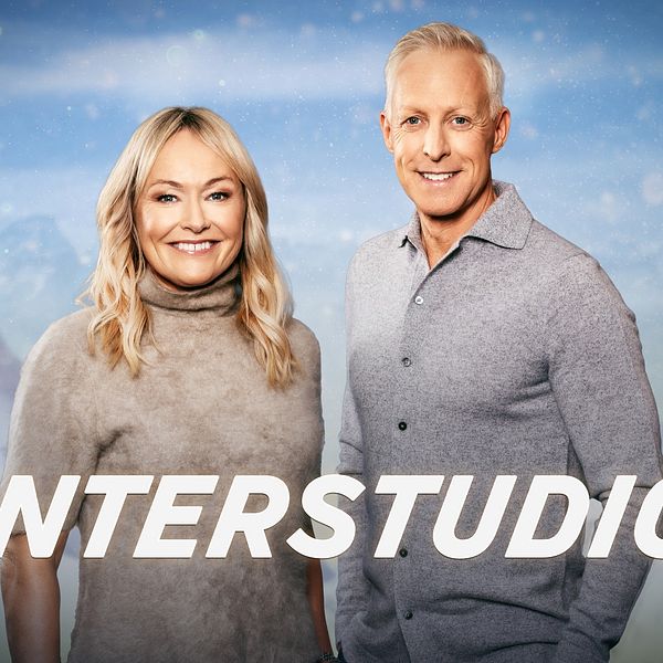 Två personer i vintermiljö, texten ”Vinterstudion” visas framför.