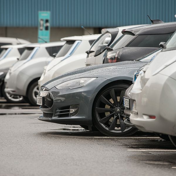 Flera Teslabilar har brunnit den senaste veckan
