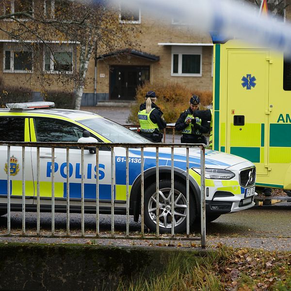 Polis och ambulans