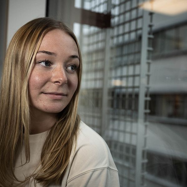 Novalie Engholm är med i utvecklingslandslaget i snowboard.