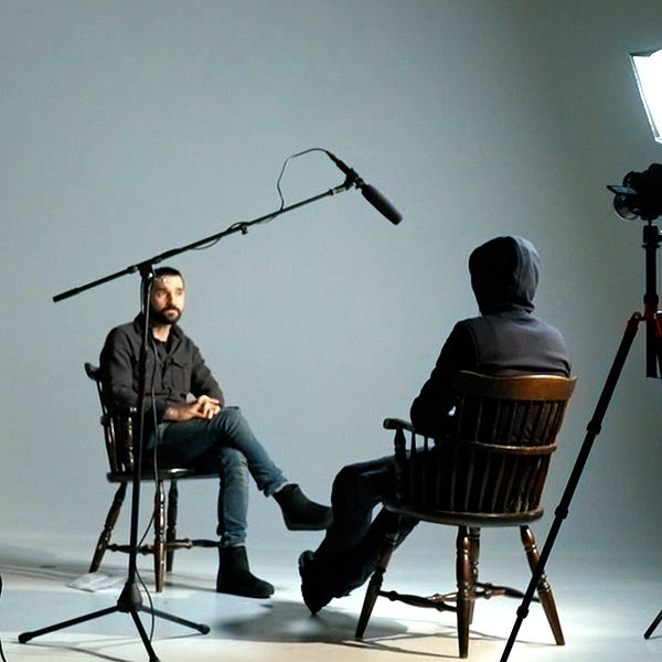 Karwan Faraj och gängkriminella ”Abbe” från Uppdrag gransknings serie ”Skyttarna”