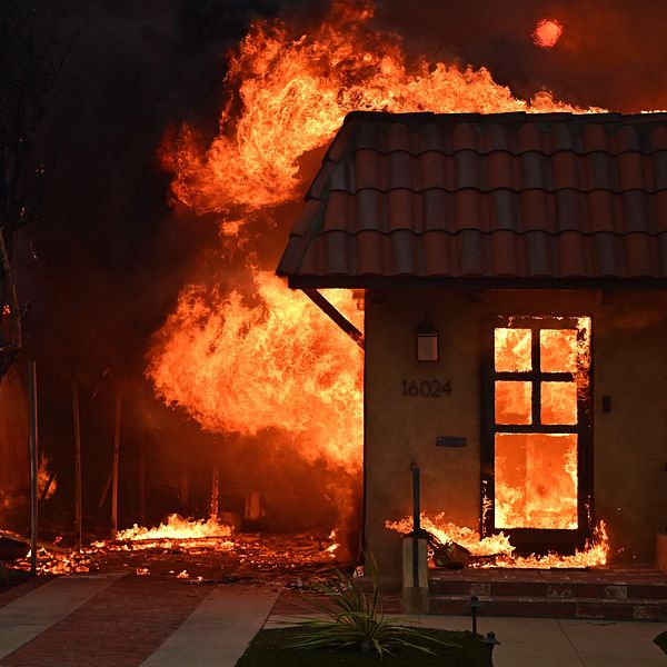 Nedbrunnet hus i Los Angeles