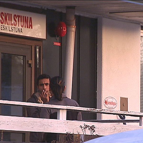 Eskilstuna är en av många kommuner som pressas av flyktingmottagandet. Bl.a. saknas bostäder.