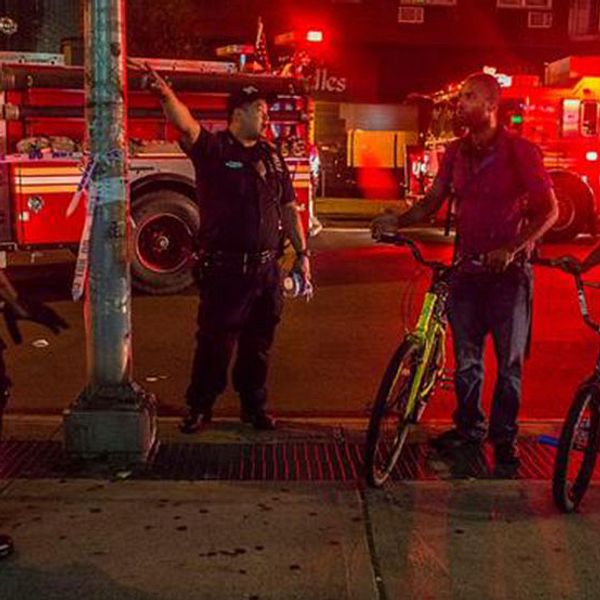 Poliser i New York efter explosionen den 18 september