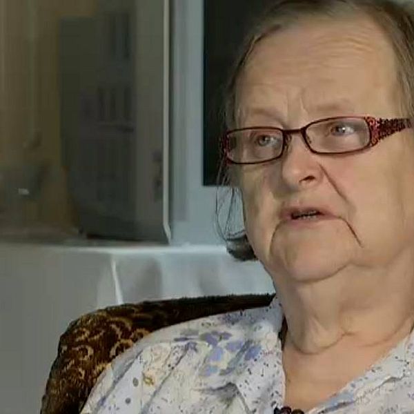 71-åriga Signild i Visby hade svårt att få kontakt med sin förvaltare på fastlandet.