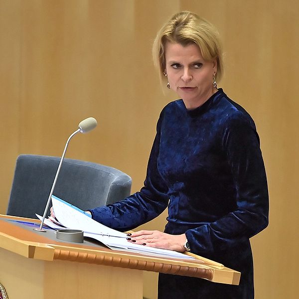 Åsa Regnér, barn-, äldre och jämställdhetsminister (S).