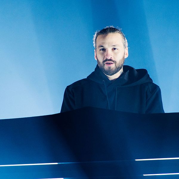 Steve Angello stäms bland annat för bedrägeri av tidigare kompanjoner