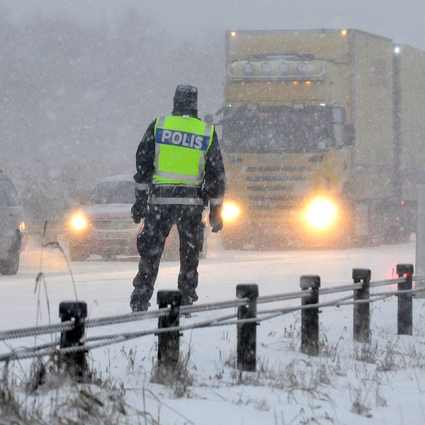Halka, olycka, polis, varning
