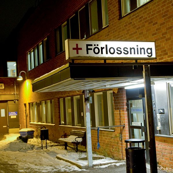 SVT tillbringade ett arbetspass med barnmorskorna på förlossningen vid Karolinska sjukhuset i Stockholm.