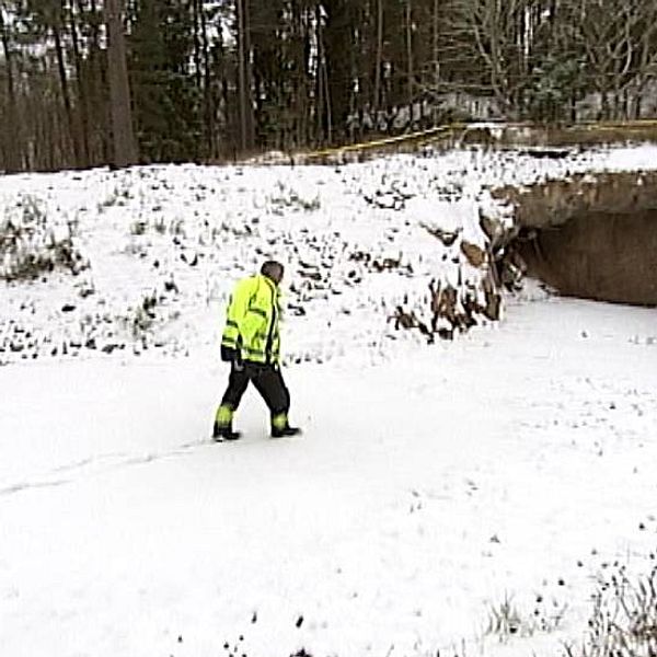 Det ändrade försvarsläget gör att myndigheter vill att kommunerna behåller sina bergrum.