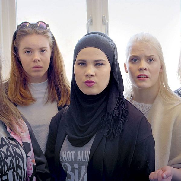 Eva, Chris, Sana, Vilde och Noora i Skam.