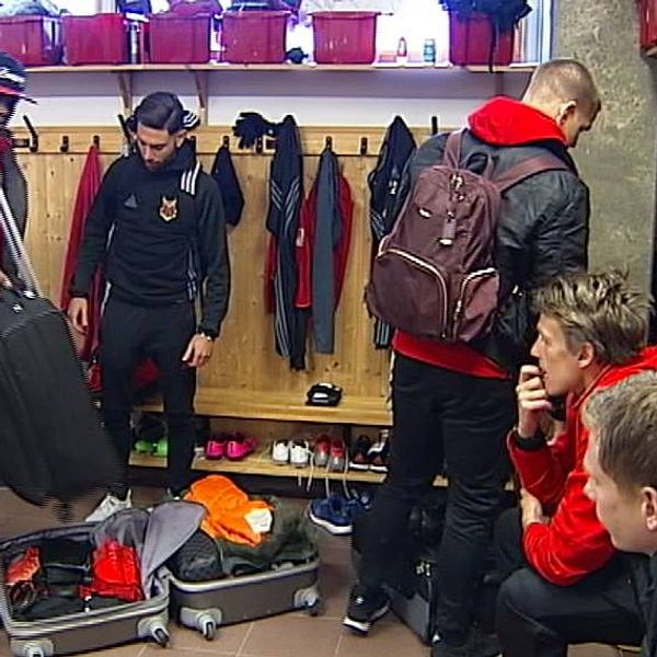 ÖFK-spelare i omklädningsrum