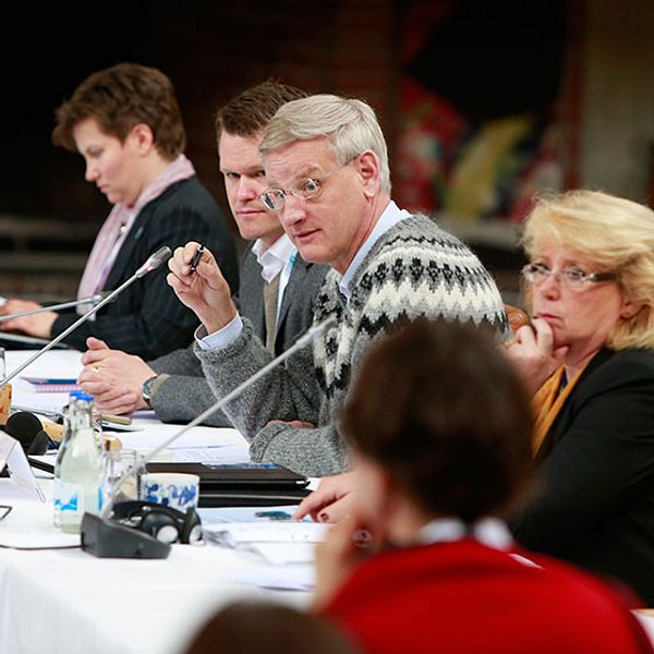 Sveriges utrikesminister Carl Bildt under mötet i Kiruna.