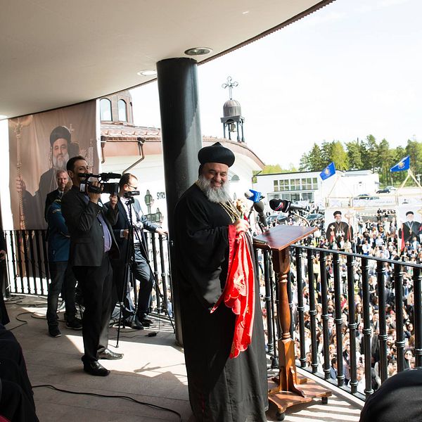 Patriarken Mor Ignatius Aphrem besökte Södertälje den 25 maj 2015.