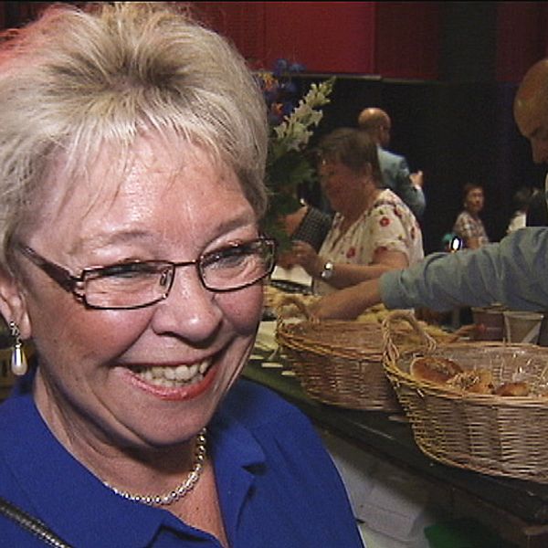 Kakkonstnären Eva Bredin från Strömsund bjöd på storslaget kafferep i P4 Extra.