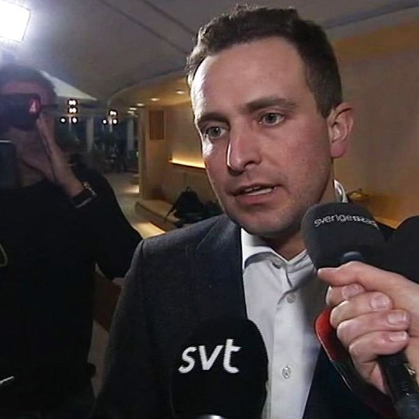 Tomas Tobé partisekreterare M pressuppbåd