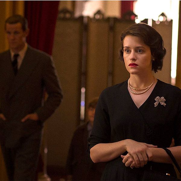 Claire Foy som drottning Elisabet II i tv-serien The Crown. Hon fick Golden globepriset för bästa skådespelare i januari i år.