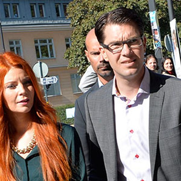 Louise Erixon (SD) och Jimmy Åkesson (SD)