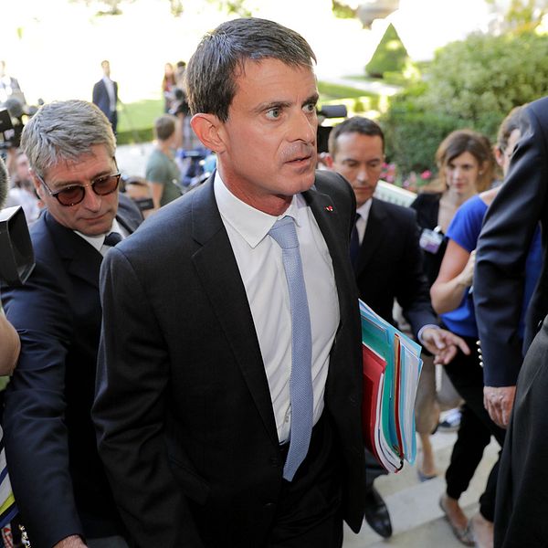 Manuel Valls anländer till parlamentet den 19 juni. Socialistpartiet gjorde ett katastrofresultat i parlamentsvalets andra omgång.