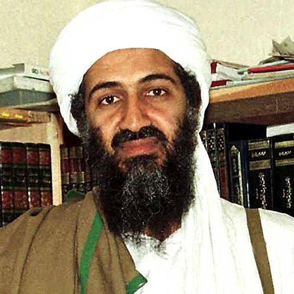 Usama bin Laden fotograferad i 1998 i Afghanistan.