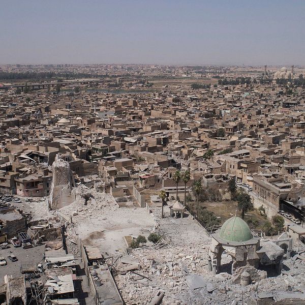 Irakiska styrkor säger sig ha intagit den förstörda al-Nurimoskén i Mosul från IS.