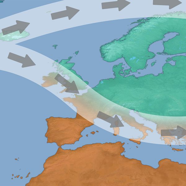 Prognosen pekar på att jetströmmen kan splittras upp ungefär i stil med bilden. 
Detta ligger står till grund för hur säsongprognosen utformats.