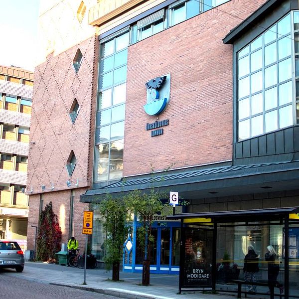 Örnsköldsviks kommunhus exteriör.