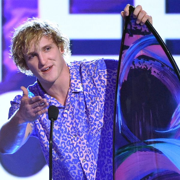 Logan Paul får pris på Teen Choice Awards i augusti i Los Angeles