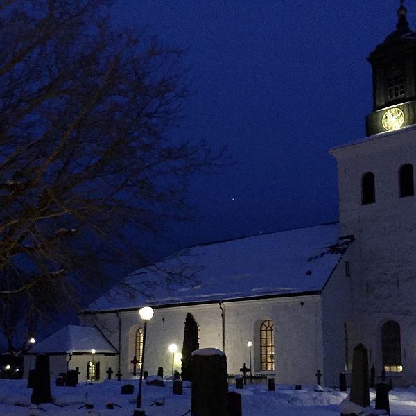 kyrka i mörker