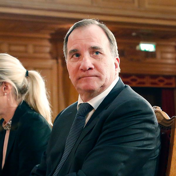 Konstitutionsutskottet håller utfrågningar med statsminister Stefan Löfven (S) i flertal ärenden, bland annat om Transportstyrelsens it-upphandling i Andrakammarsalen i Riksdagshuset.