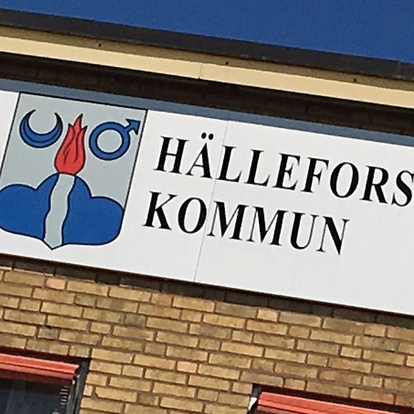 Hällefors kommun skylt