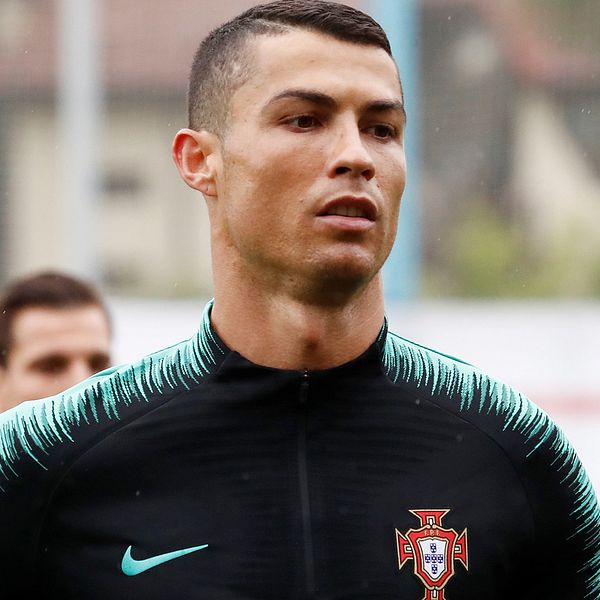 Dystert besked för Ronaldo bara timmar före Portugals VM-premiär.
