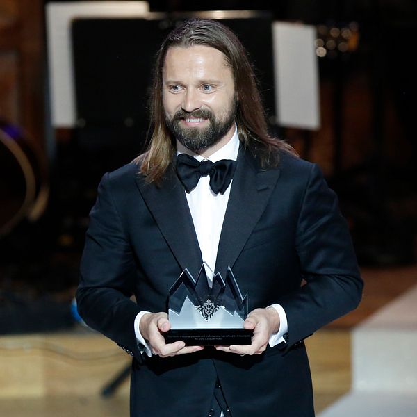 Max Martin med sitt polarpris under Polarpriset 2016 prisceremoni på Konserthuset i Stockholm.