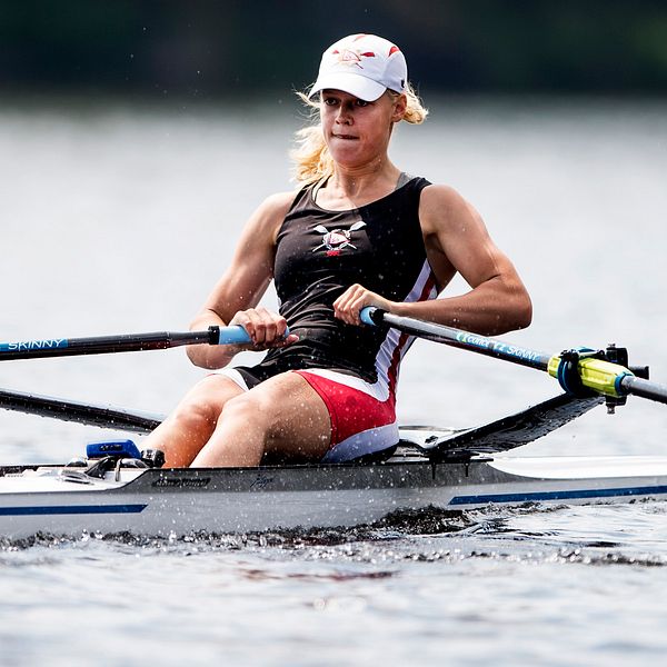 Svenska mästarinnan Lovisa Claesson, Öresjö SS Rodd under finalen för dam seniorer 500m under dag sju av SM-veckan den 6 juli 2014 i Borås.