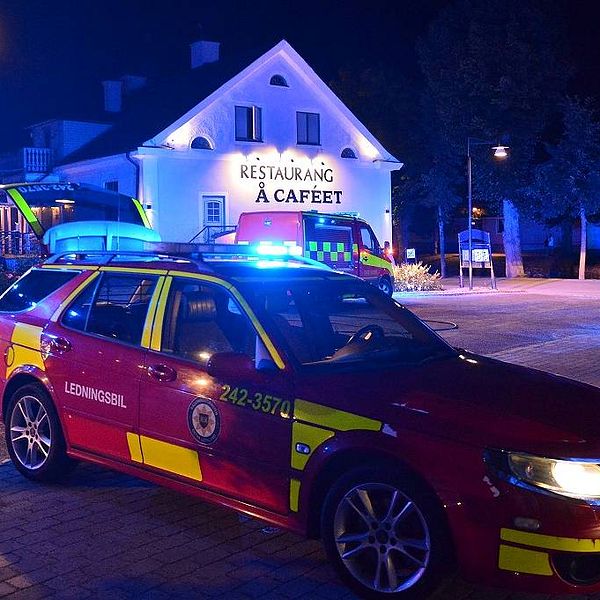 En restaurang längs kanalen i Söderköping eldhärjades natten till lördag.