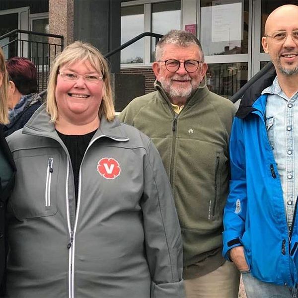 Tre partier delar på makten och ska styra Olofström de kommande fyra åren. Kommunalråd Sara Rudolfsson (S) här tillsammans med Annika Lande (V), Klavs Wix Nielsen (KD) och Ivan Todorov (V).