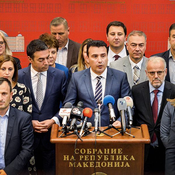 Premiärminister Zoran Zaev höll under fredagskvällen en pressträff efter att parlamentet röstat ja till ett lagförslag om att byta namn till Republiken Nordmakedonien.