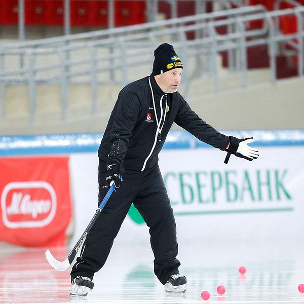 Svenne Olsson är inte bara förbundskaptenen, han är även huvudtränare i Bollnäs