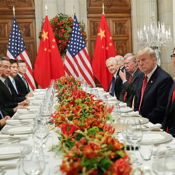 Kinas president Xi Jinping och USA:s president Donald Trump inför middagsmötet i Argentina.