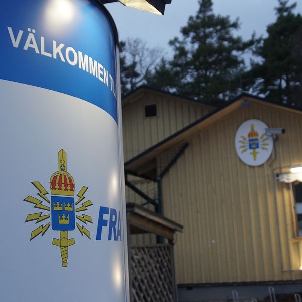 FRA, Försvarets radioanstalt, på Lovön utanför Stockholm spanar på cyberattacker mot Sverige.