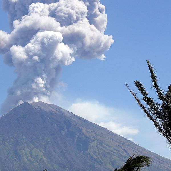 Vulkanen Agung på Bali har fått ett nytt utbrott.