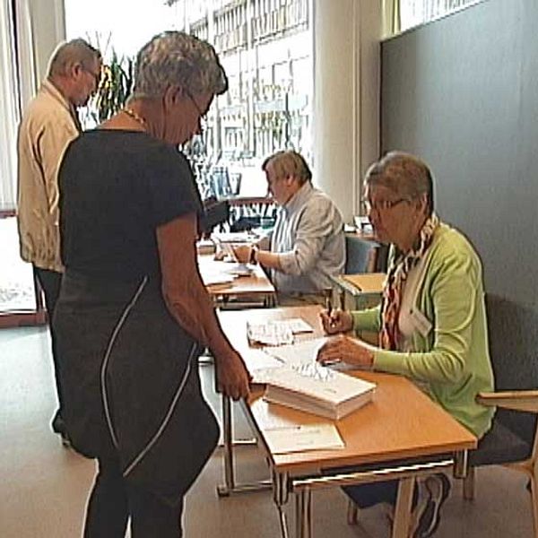 Förtidsröstning på Örebro bibliotek