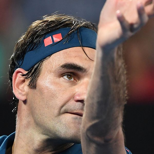 Roger Federer vann komfortabelt mot Denis Istomin.