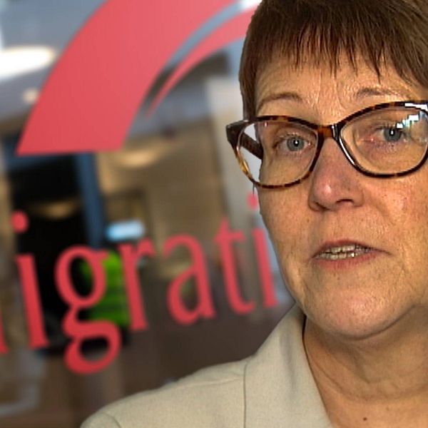 Cecilia Borgh på Migrationsverket i Kramfors betonar att asylsökande som fått avslag måste samarbeta.