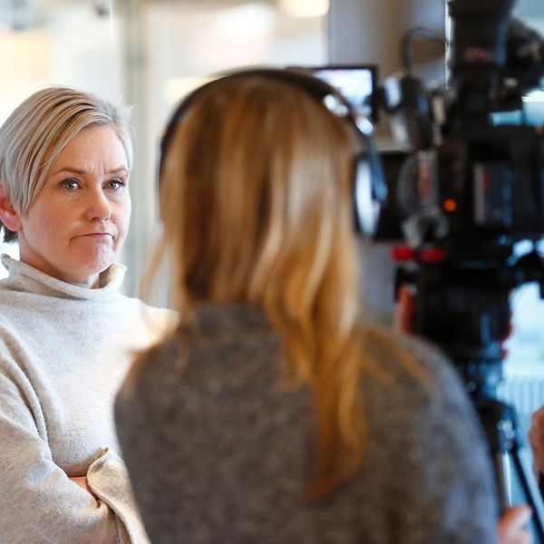 Anna Johansson (S), ordförande i Socialdemokraterna Göteborg, mötte pressen under måndagen för att berätta om avgångskraven mot gruppledaren Ann-Sofie Hermansson
