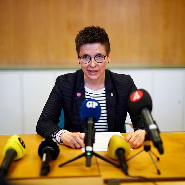 Se Ann-Sofie Hermansson på dagens presskonferens