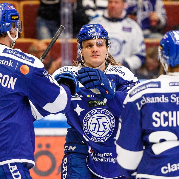 Anton Karlsson jublar efter 3-0