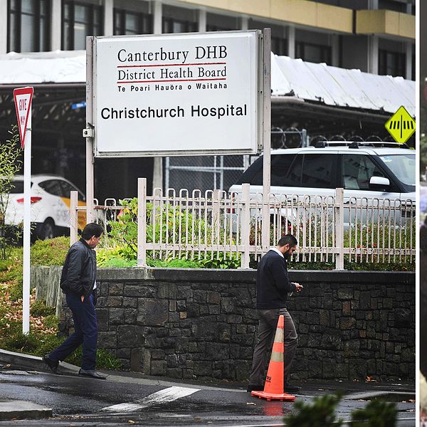 SVT Nyheters Claes JB Löfgren på plats i Christchurch, Nya Zeeland där många personer fortfarande vårdas på sjukhus efter terrorattacken mot moskéerna